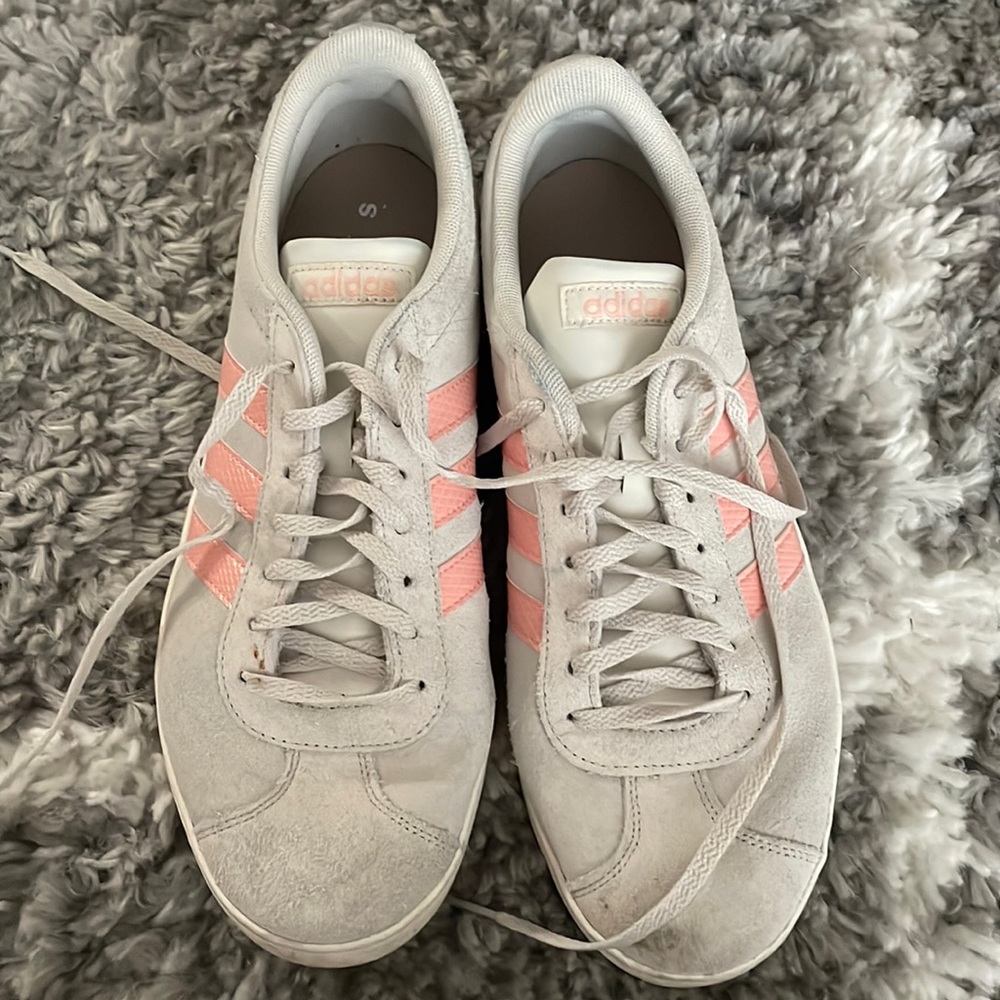 Adidas sneakers GUC